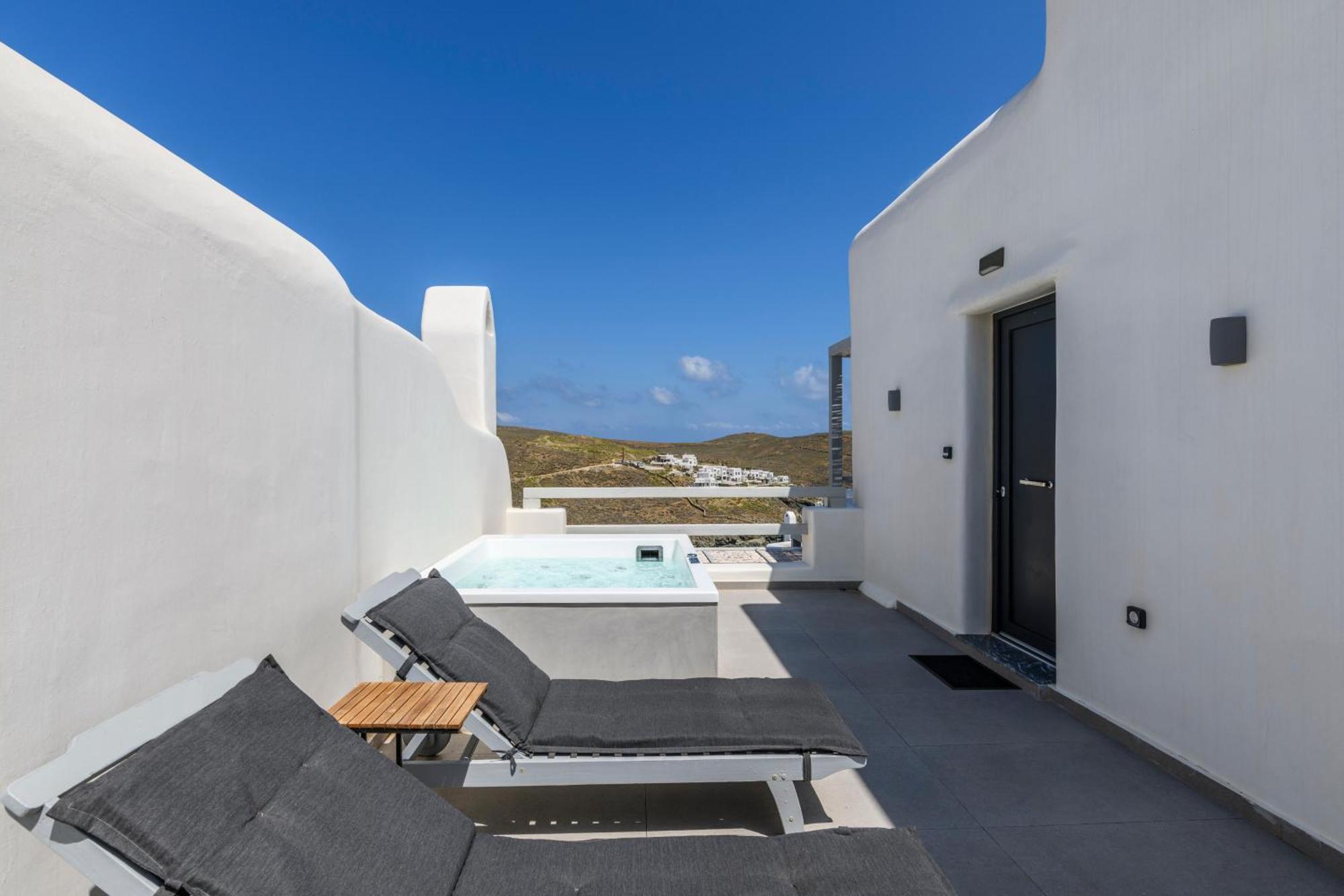 The Mykonist Merchia Beach Villas & Suites מראה חיצוני תמונה