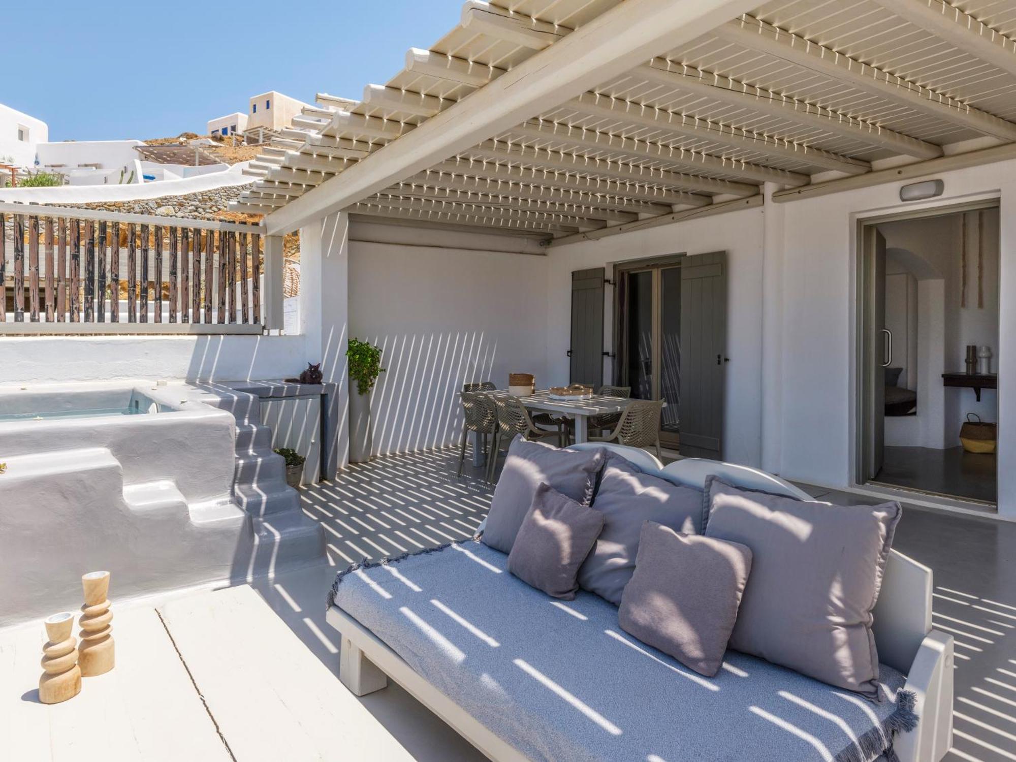 The Mykonist Merchia Beach Villas & Suites מראה חיצוני תמונה
