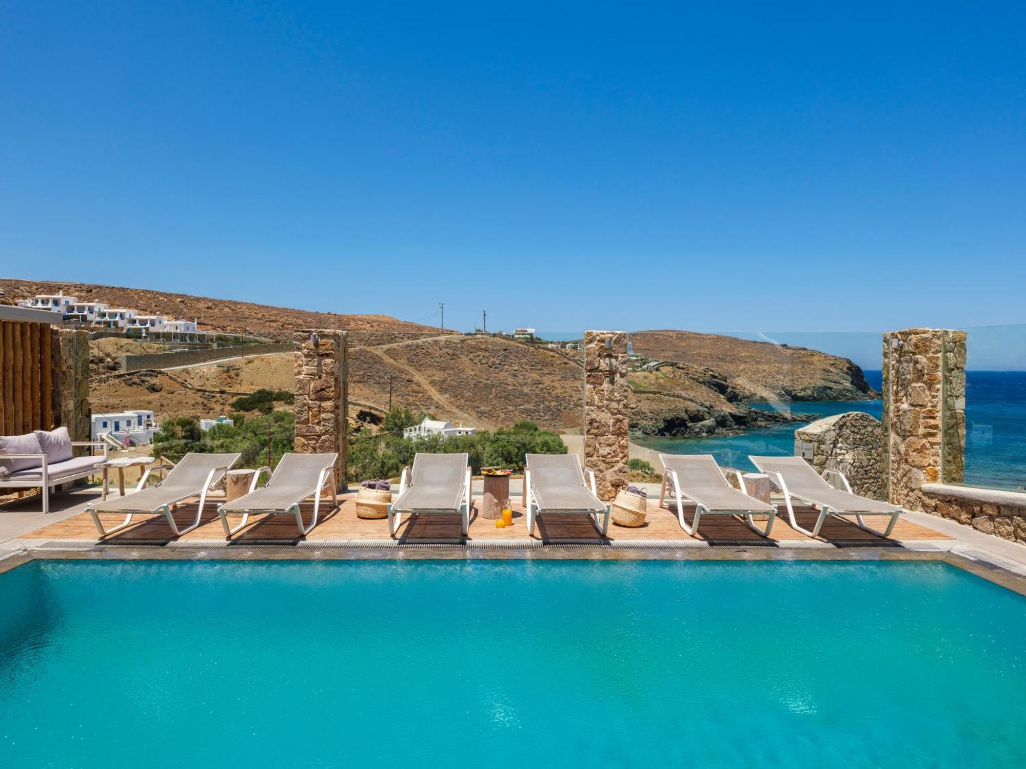 The Mykonist Merchia Beach Villas & Suites מראה חיצוני תמונה